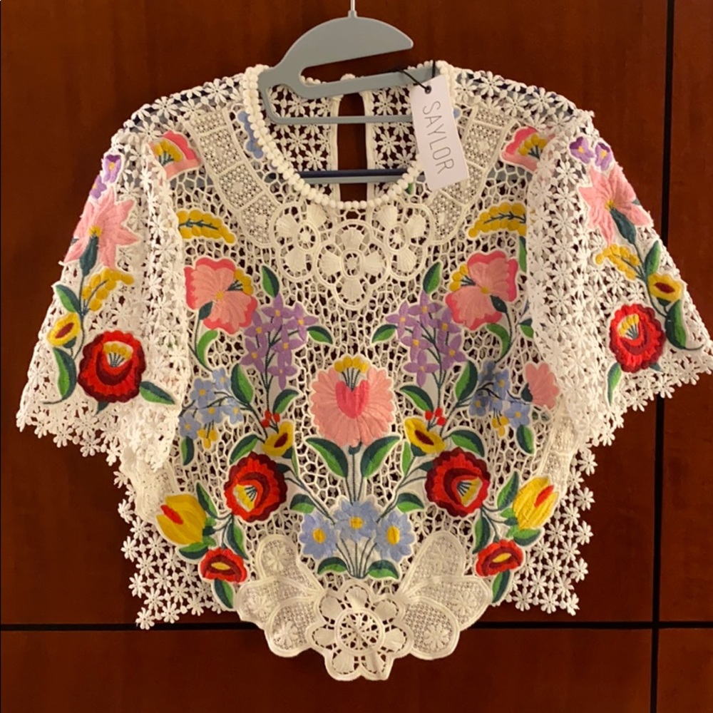 Brand New SMALL Saylor Crochet Lace Floral Top